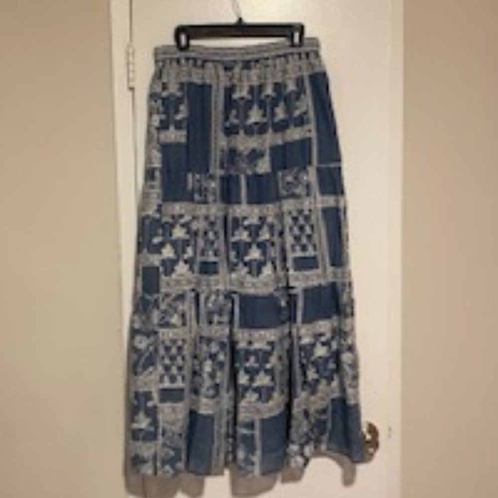 Anthropologie Maeve Ariadne Embroidered Blue Boho Maxi Skirt, size Medium